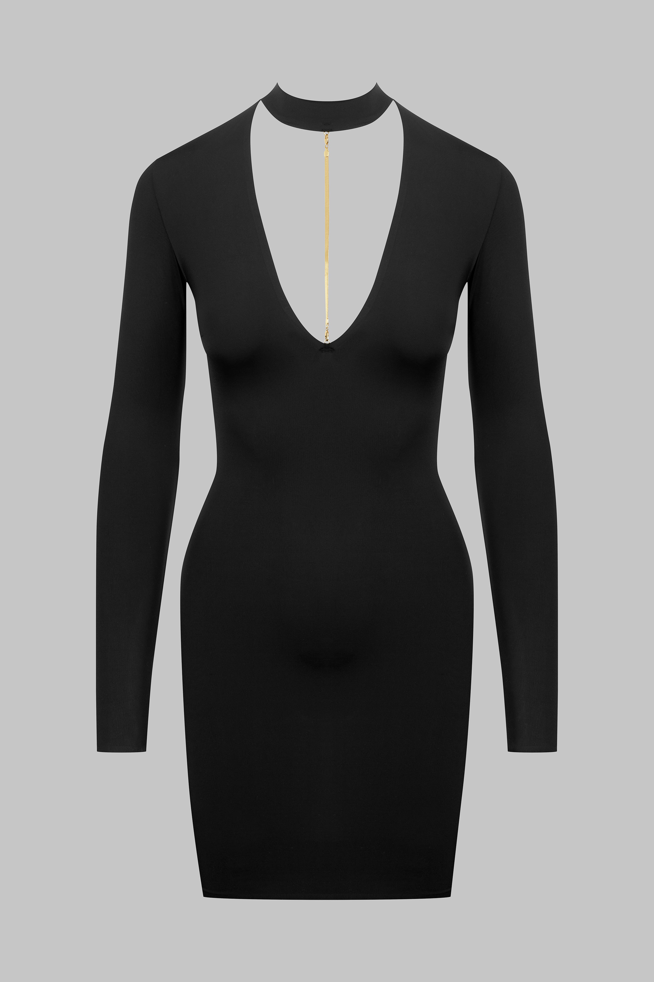 Kleid mit tiefem Rückenausschnitt und Schmuck - Tapage Nocturne