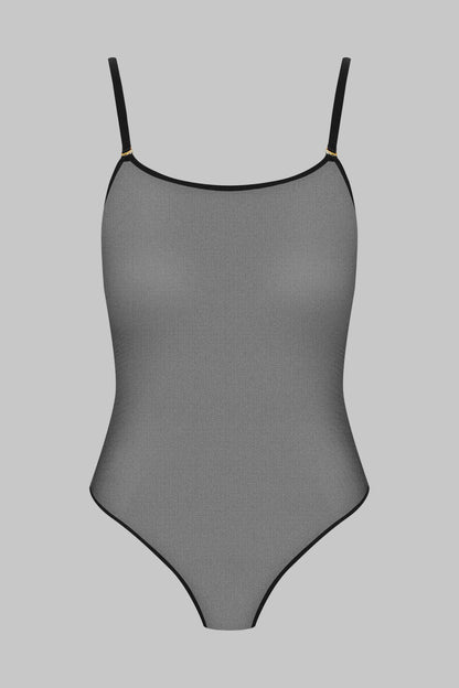 Body string - Corps à Corps