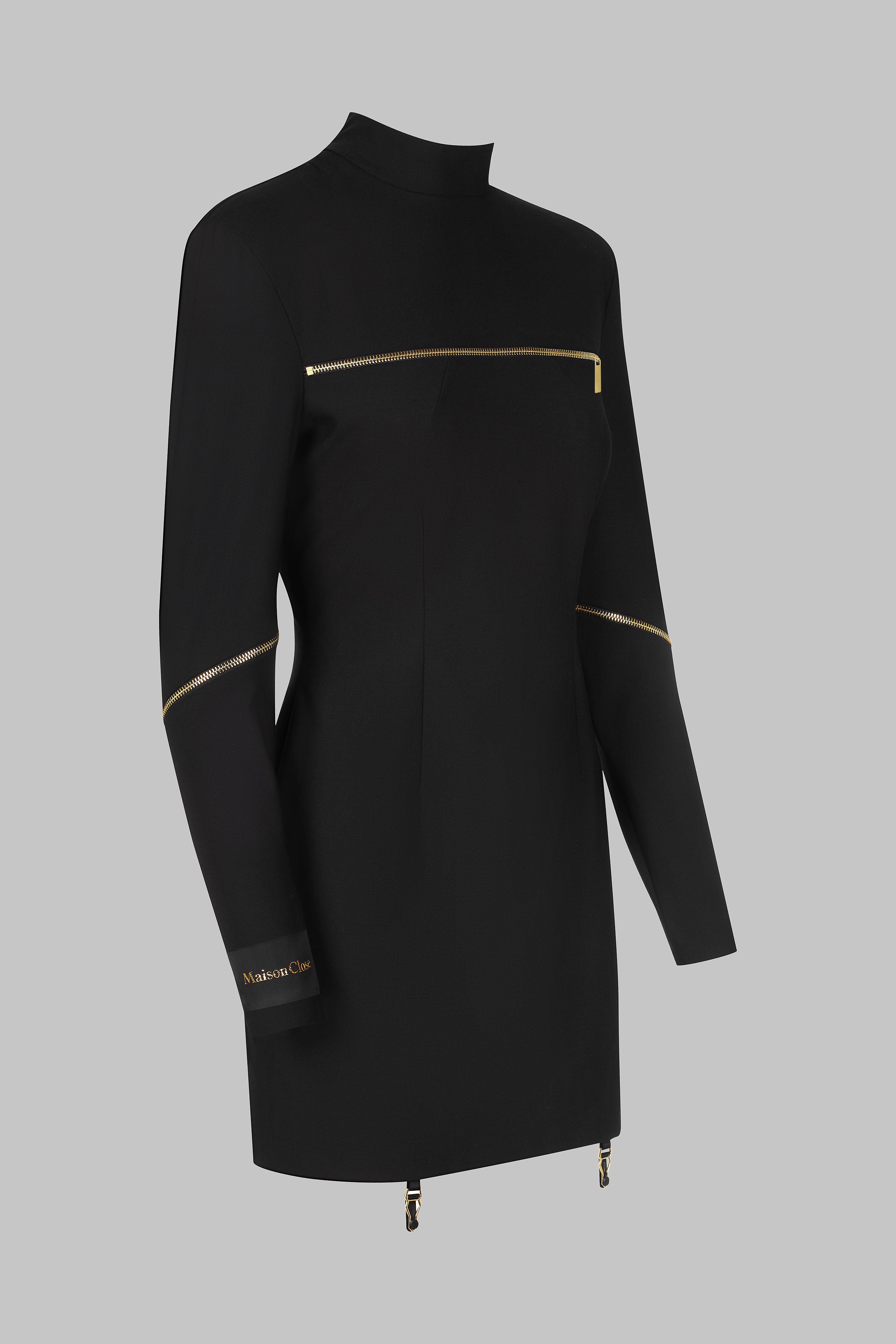 018 - Robe courte manches longues à zip en laine