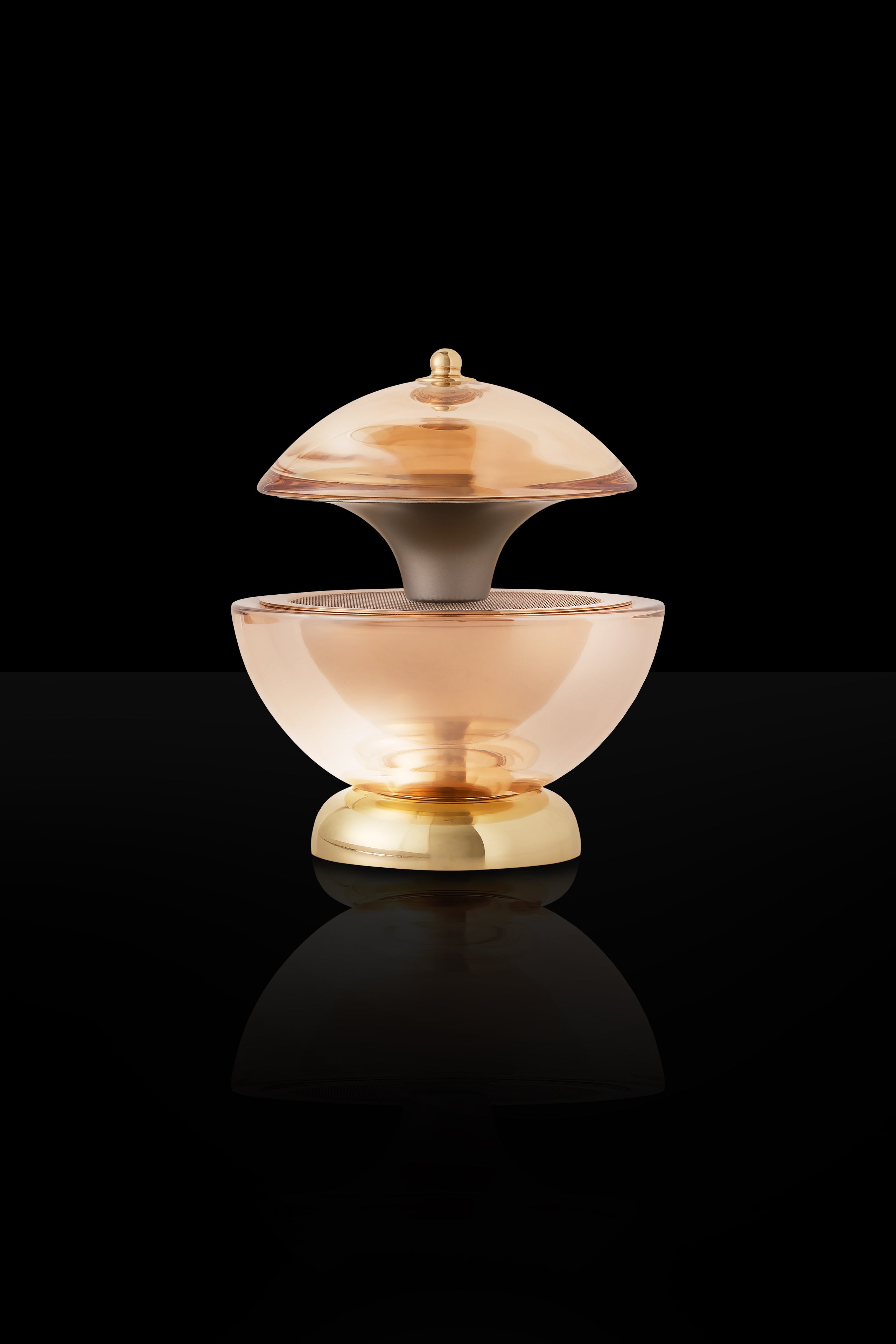 L’Indécente - Lampe à poser rechargeable - Curiosités Désirables ©