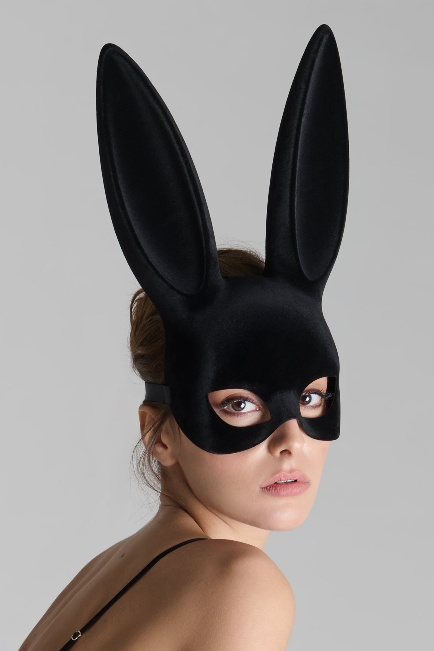 Masque lapin velours avec pompon - Les Fétiches