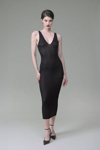 Long backless dress - La Femme Amazone