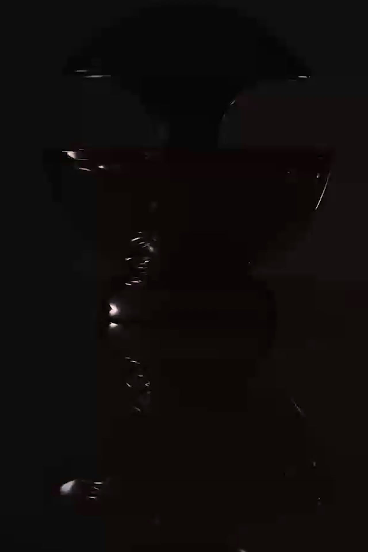 L’Indécente - Lampe à poser rechargeable - Curiosités Désirables ©