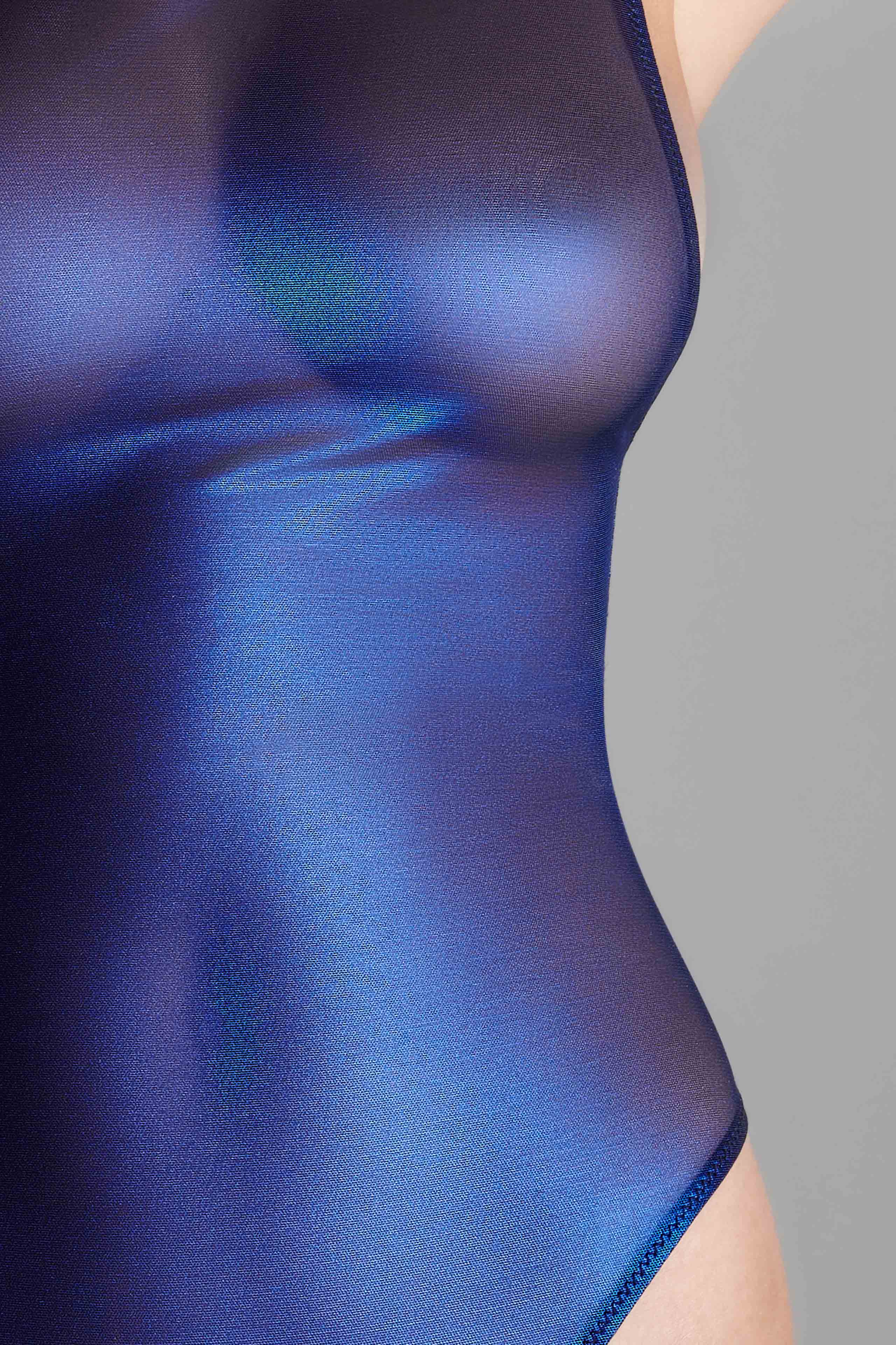 Body string asymétrique - Blue Angel