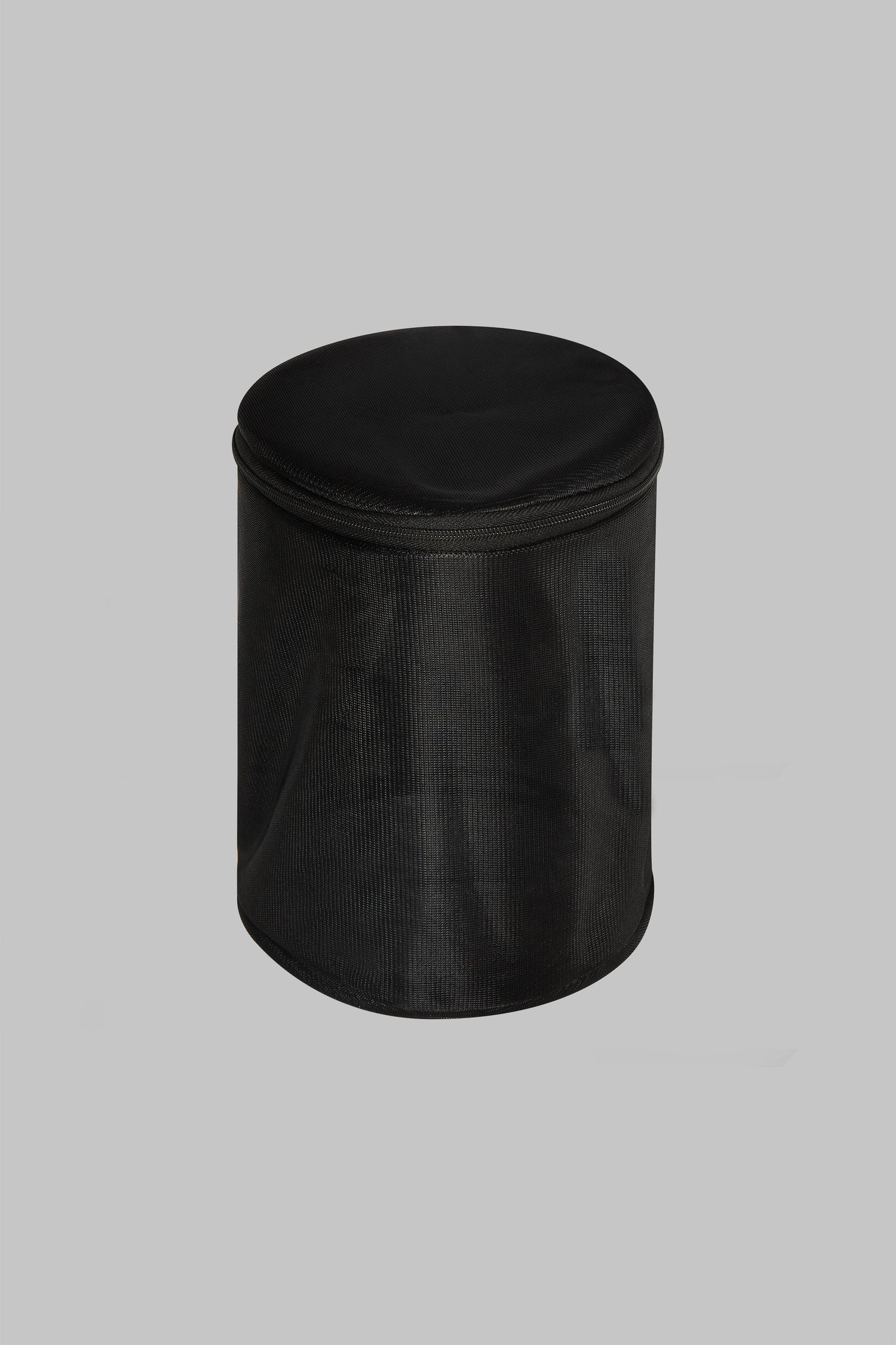 pochon-de-lavage-rond-noir-maison-close